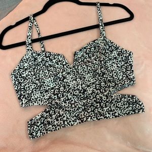 Cropped floral pattern top